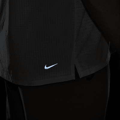 Kortærmet Nike Trail Solar Chase Dri-FIT-løbeoverdel til mænd