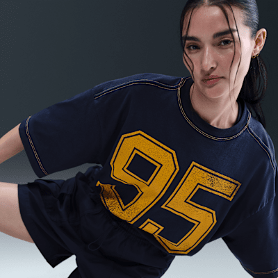 Nike Sportswear Women's Short-Sleeve T-Shirt