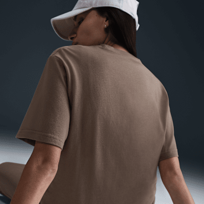 Nike Sportswear Essential Women's Boxy T-Shirt