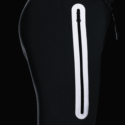 Nike Sportswear Tech Fleece joggebukse med reflekterende design til store barn