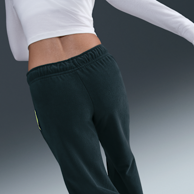 Nike Sportswear Club Fleece Women's Mid-Rise Wide-Leg Cozy Pants