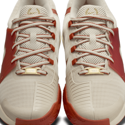 Damskie buty do tenisa na korty ziemne Nike GP Challenge 1 Premium