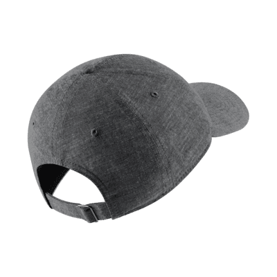 Nike College Legacy91 (Georgia) Cap