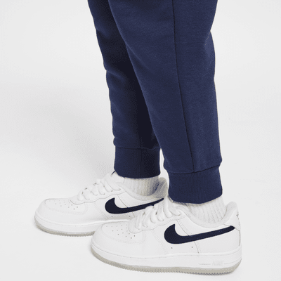 Conjunto de pants de 2 piezas para preescolar Nike Sportswear Club