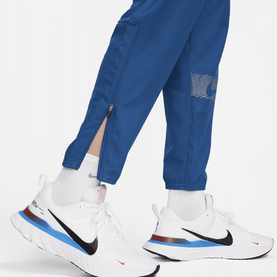 Nike Challenger Flash Men's Dri-FIT Woven Running Trousers. Nike SG