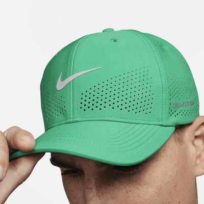 Gorra SwooshFlex estructurada Nike Dri-FIT ADV Rise