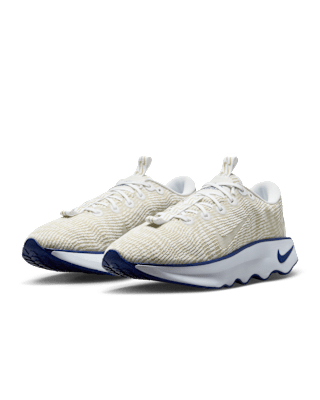Nike Motiva
