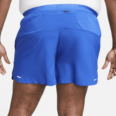 Nike Stride Dri-FIT hardloopshorts met binnenbroek voor heren (13 cm)