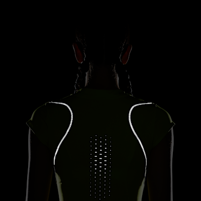 Nike Swift Women's Dri-FIT ADV Running Top with Reflective Design Accents