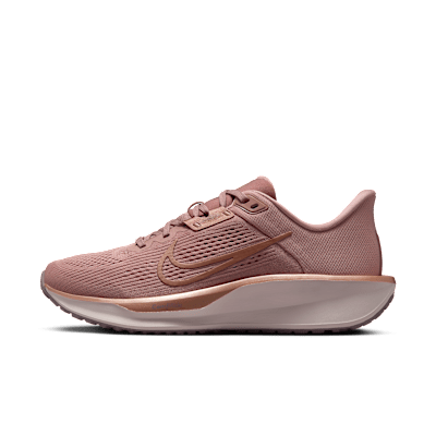 Nike Quest 6