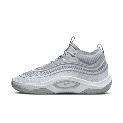 Cosmic Unity 3 (Team) Basketball Shoes