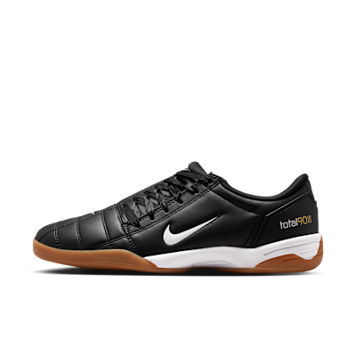 รองเท้าผู้หญิง Nike Total 90