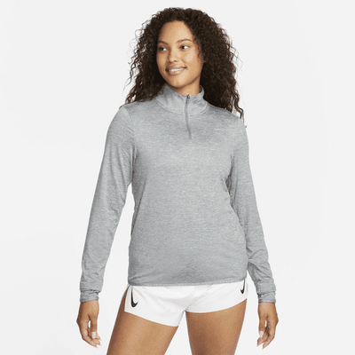 Top da running con zip a 1/4 e protezione UV Nike Swift – Donna