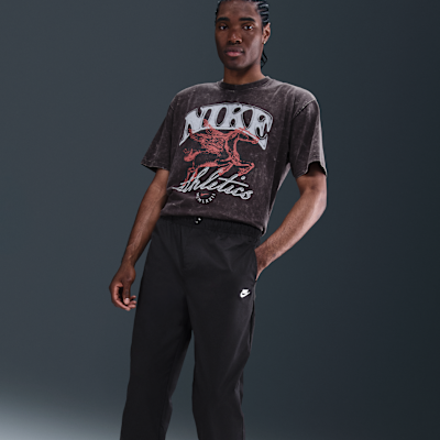 Nike Club Men's Woven Tapered Trousers