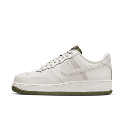 Men's Nike Air Force 1 '07 LV8 SE Reflective Swoosh Suede Casual Shoes