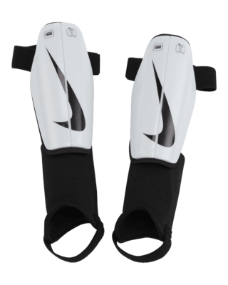 Детские  Nike Charge Kids' Soccer Shin Guards