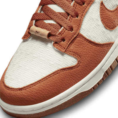 Nike Dunk Low SE Women's Shoes