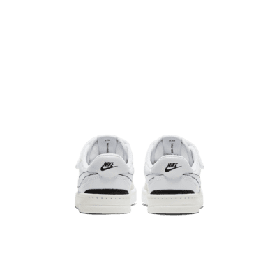 Nike Squash-Type Younger Kids' Shoe