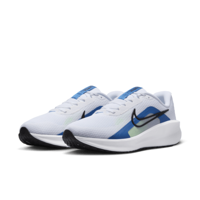 Tenis de correr en carretera para hombre (extraancho) Nike Downshifter 13