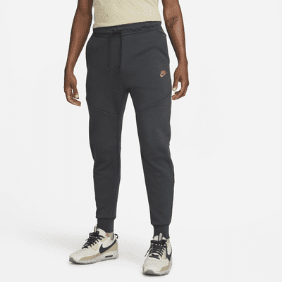 Comprar pantalones y Tech Fleece. Nike