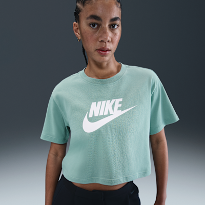 Nike Sportswear Essential