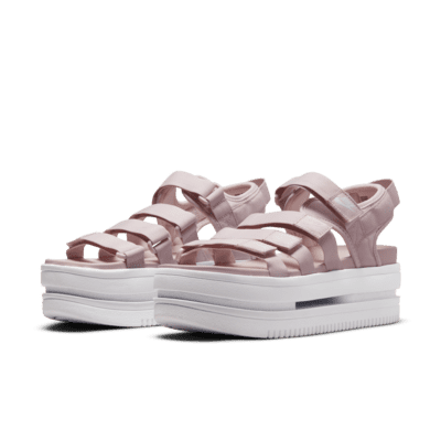 classic sneakers nike