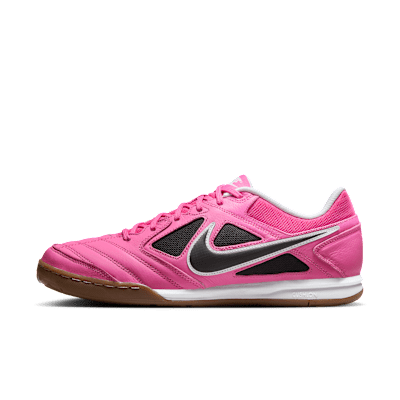 Nike Gato