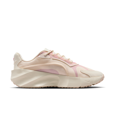 Nike Aura Edge Women's Shoes