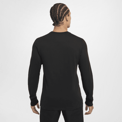 Nike Sportswear Club Long-Sleeve T-Shirt