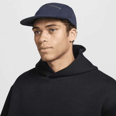 Nike Fly Cap Unstructured Flat-Bill Tech Fleece Cap