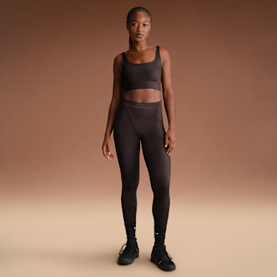 NikeSKIMS Shine Women's High-Waisted V-Panel 26" Leggings
