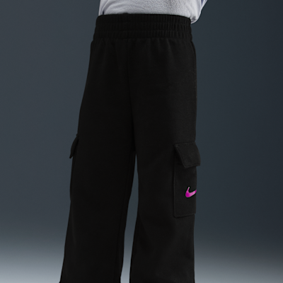 Conjunto de sudadera de cuello redondo sin cierre y pants cargo de French Terry infantil Nike