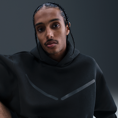 Sudadera con gorro sin cierre con detalles reflejantes para hombre Nike Tech