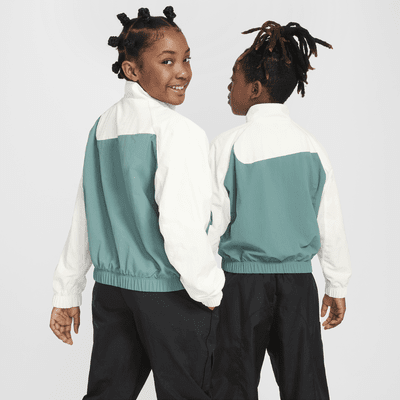 Nike Sportswear Amplify Older Kids' Woven Full-Zip Jacket