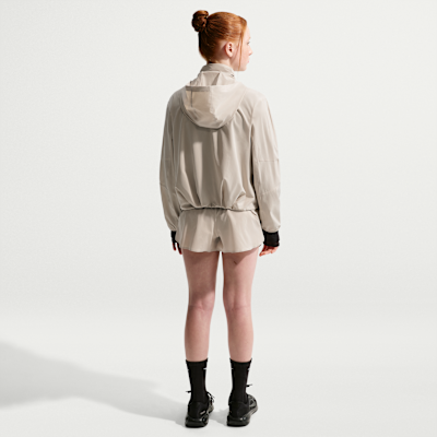 Nike MAVN wasserabweisende Webjacke mit UV-Schutz für Mädchen