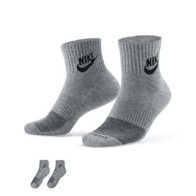 Nike Everyday Plus Cushioned