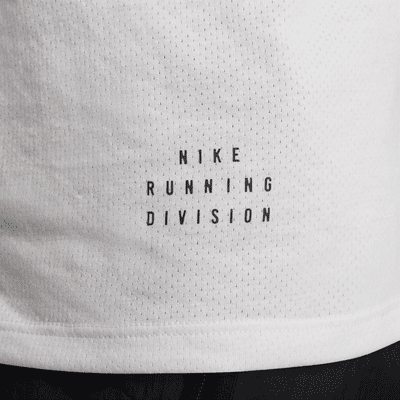 เสื้อวิ่งแขนสั้นผู้ชาย Dri-FIT Nike Rise 365 Running Division