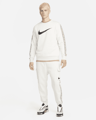 nike repeat fleece crewneck sweatshirt