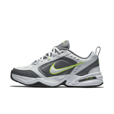 Chaussure de training Nike Air Monarch IV pour Homme. Nike BE Chaussure de training Nike Air Monarch IV pour Homme. Nike BE