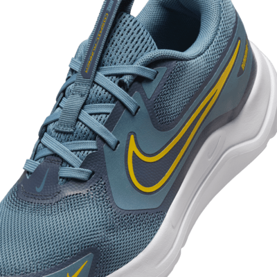 Nike Cosmic Runner Big Kids' Road Running Shoes