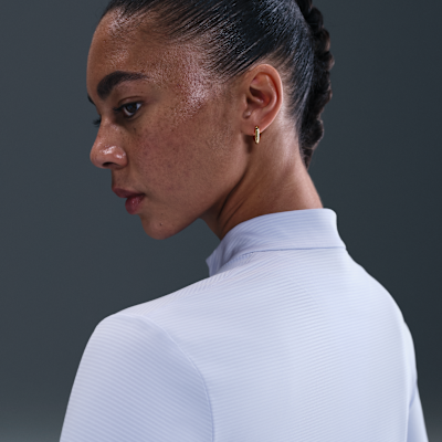Nike Victory Women's Dri-FIT UV Protection 1/4-Zip Golf Top