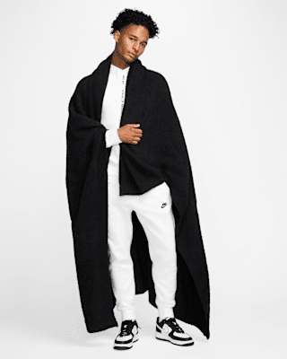 Nike Sportswear Phoenix Cozy Bouclé Oversized Knit Blanket