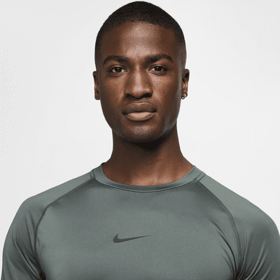 Haut de fitness ajusté à manches courtes Nike Pro Dri-FIT pour homme