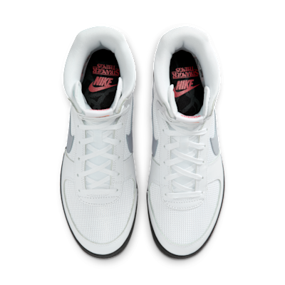 ナイキ フィールド ジェネラル ハイ x ストレンジャー シングス ウィメンズシューズ