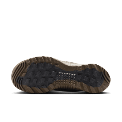 Tenis para el aire libre Elite para hombre Nike React SFB Carbon