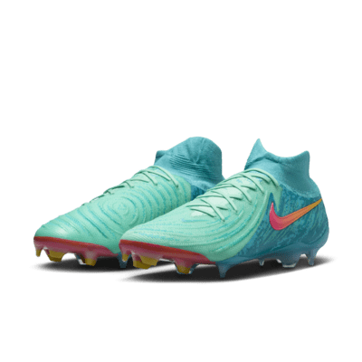 Nike Phantom Luna 2 Elite LV8 FG High-Top Soccer Cleats