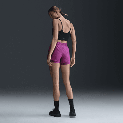 Calções 2 em 1 de 8 cm e cintura normal Dri-FIT Nike One para mulher