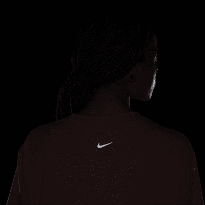 Haut à manches courtes Dri-FIT Nike One Relaxed pour femme