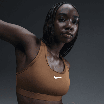 Dámská sportovní podprsenka Nike Swoosh se střední oporou a vycpávkami