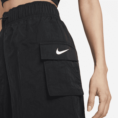 Nike Sportswear Essential Women's Woven High-Waisted Shorts